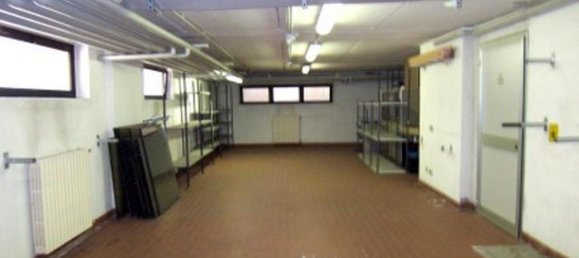 4غرفة بناية في Segrate, Italy رقم 238272 10