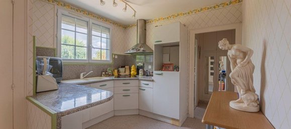 Дом с 3 спальнями в Сен-Пьер-де-Кор, Франция № 281746 3