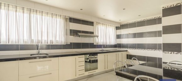 Дом с 4 спальнями в Ле Павийон-су-Буа, Франция № 136137 5