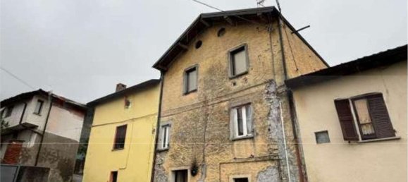 2 bedrooms Apartment in Cocquio-Trevisago, Italy No. 363478 12