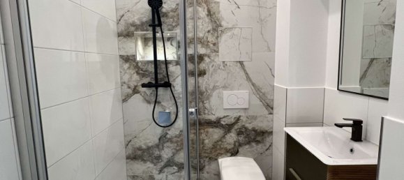 Квартира с 3 спальнями в Шёнеберг, Германия № 37725 8