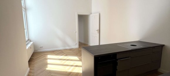 Квартира с 3 спальнями в Шёнеберг, Германия № 37725 9