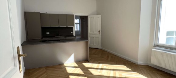 Квартира с 3 спальнями в Шёнеберг, Германия № 37725 10