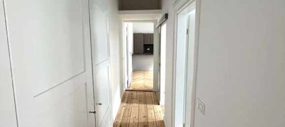 Квартира с 3 спальнями в Шёнеберг, Германия № 37725 15