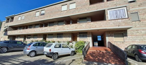 5 rooms Apartment in Montecastrilli, Italy No. 136105 2