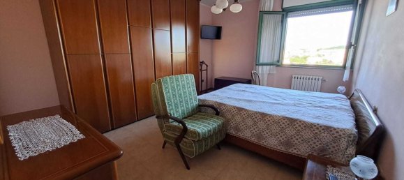 5 rooms Apartment in Montecastrilli, Italy No. 136105 24