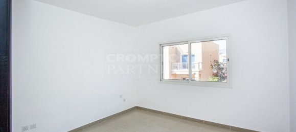 5 bedrooms Villa in Al Reef, UAE No. 5217 10