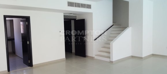5 bedrooms Villa in Al Reef, UAE No. 5217 7