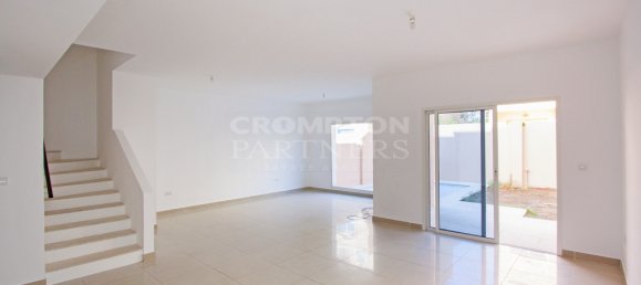 5 bedrooms Villa in Al Reef, UAE No. 5217 8