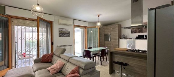 5 rooms Apartment in Maiolati Spontini, Italy No. 321287 5