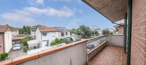 8 bedrooms House in Ravenna, Italy No. 311521 34