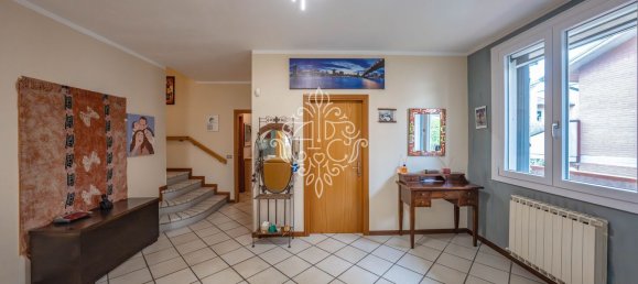 8 bedrooms House in Ravenna, Italy No. 311521 19