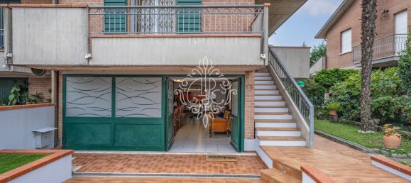 8 bedrooms House in Ravenna, Italy No. 311521 5