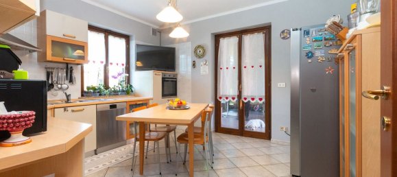 Вилла с 8 комнатами в Бруино, Италия № 172320 10