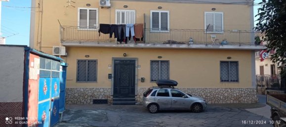 2 Schlafzimmer Grundstück in Castellammare di Stabia, Italy, Nr. 172958 3