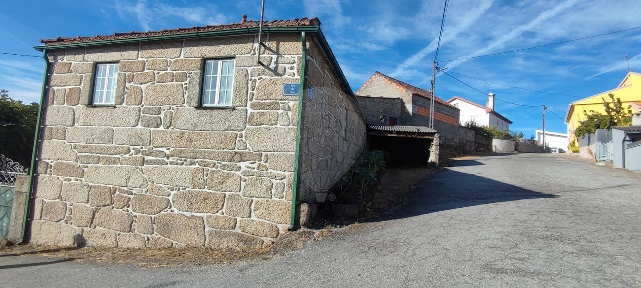 3 bedrooms House in Arrifana, Portugal No. 27750