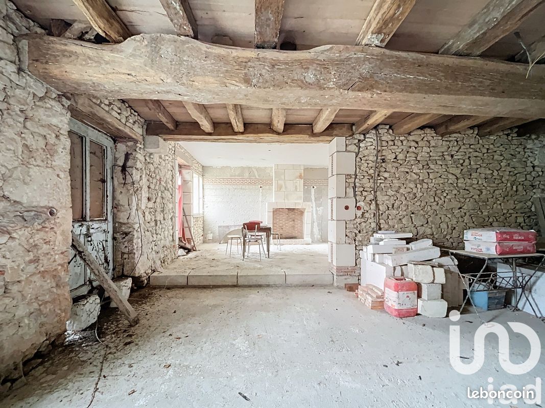 8-salle Maison à Genillé, France No. 282108