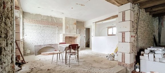 8-salle Maison à Genillé, France No. 282108 10