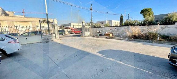 3 rooms Warehouse in Altamura, Italy No. 21075 11
