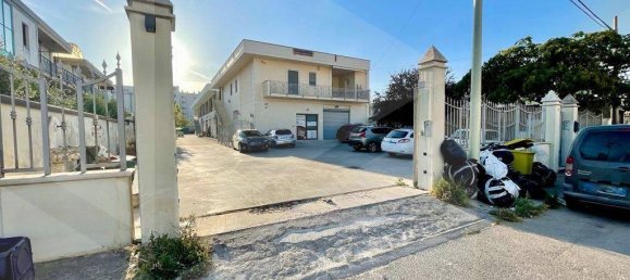 3 rooms Warehouse in Altamura, Italy No. 21075 6