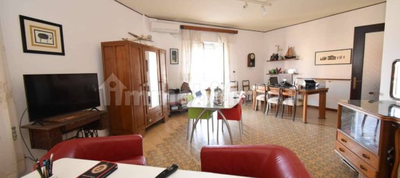 4 Schlafzimmer Wohnung in Syracuse, Italy, Nr. 282884 4
