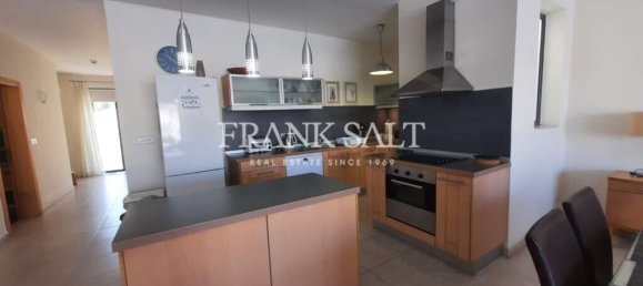 2 chambres Penthouse à Saint Paul's Bay, Malta No. 7774 7