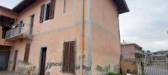 Studio in Magnago, Italy, Nr. 11582 4