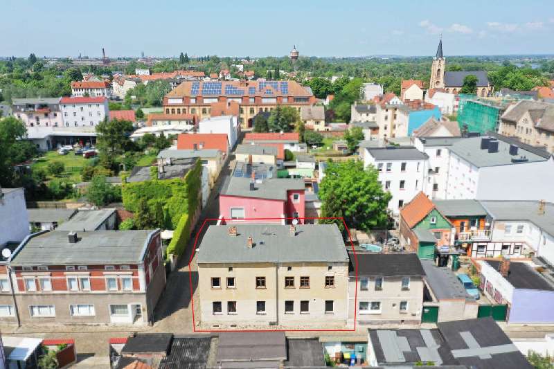 6 غرف نوم بناية في Magdeburg, Germany رقم 285910