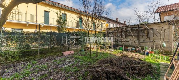 Apartamento de 4 divisões em Cisliano, Italy N.º 40320 24
