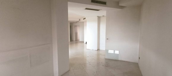 4 Schlafzimmer Wohnung in Terni, Italy, Nr. 316856 14