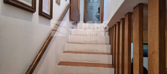 3 bedrooms Villa in Pelago, Italy No. 71289 7