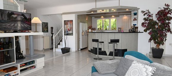 5 bedrooms Villa in Vilia, Greece No. 1944 14