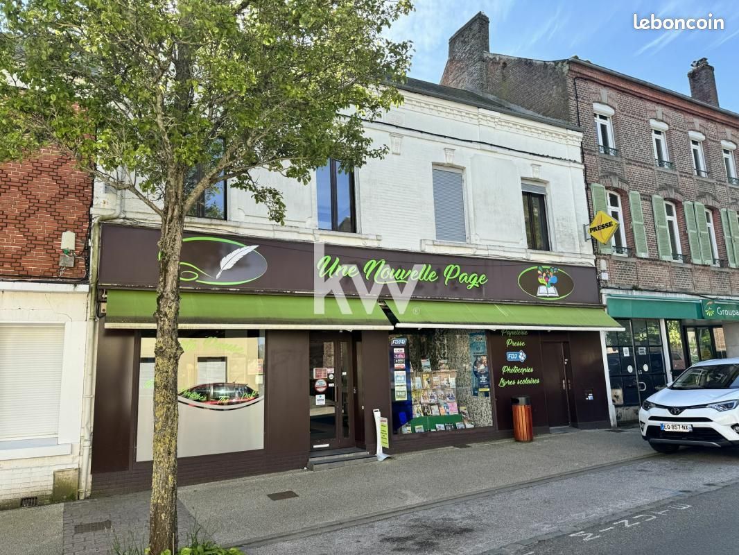 300m² Building in Friville-Escarbotin, France No. 65948