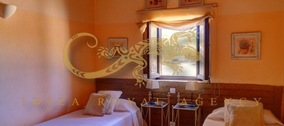 5 bedrooms Villa in Formentera, Spain No. 841 26