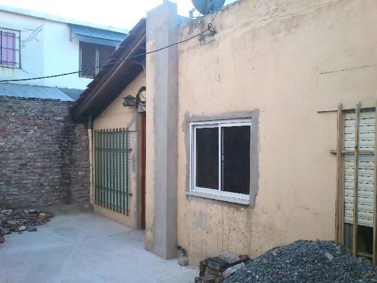 2 غرف نوم منزل في Bermudez, Argentina رقم 3462