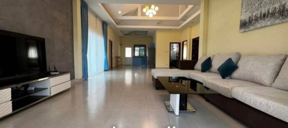 3 bedrooms Villa in Pattaya, Thailand No. 17107 2