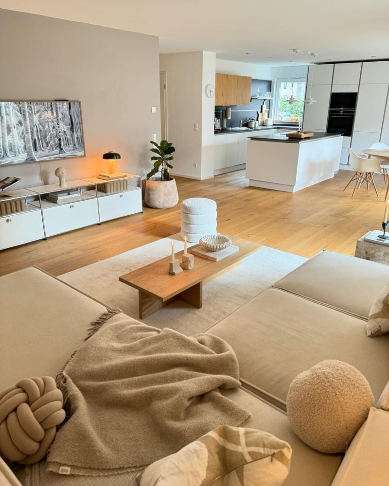 Apartamento de 4 dormitorios en Tours, France No. 72404