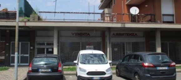 191m² Commercial property in Covo, Italy No. 364735 2