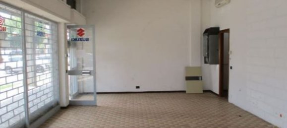 191m² Commercial property in Covo, Italy No. 364735 4