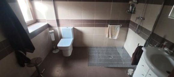 5 bedrooms House in Valladolid, Spain No. 162296 3