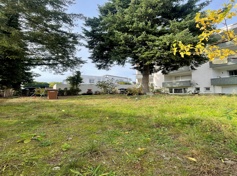  قطعة أرض في Kelsterbach, Germany رقم 59994