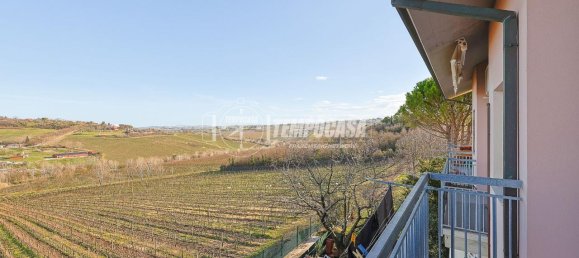 Casa de 4 habitaciónes en Coriano, Italy No. 176047 33