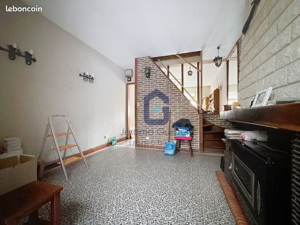 3 bedrooms House in Lezennes, France No. 277657