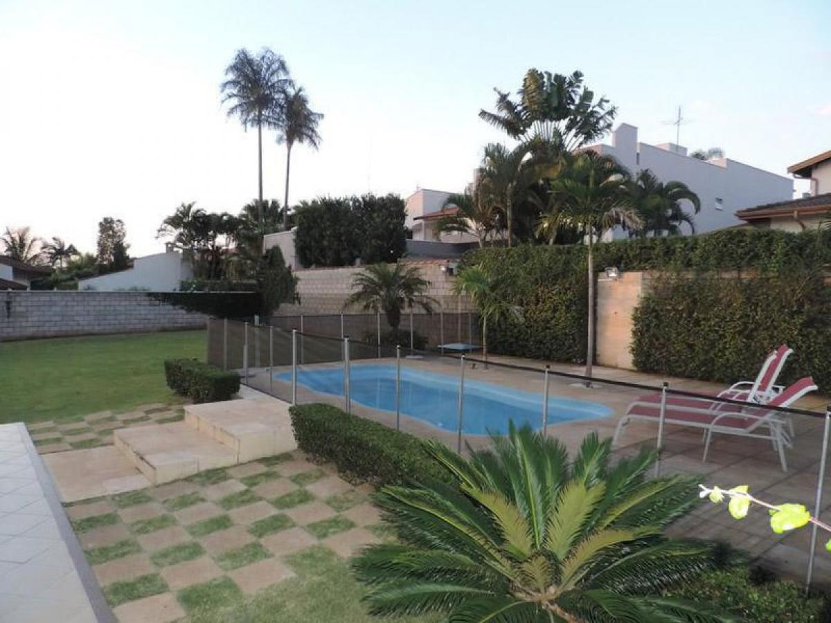 Casa de 3 dormitorios en Sao Paulo, Brazil No. 526655