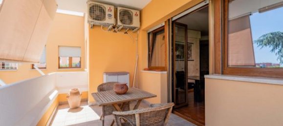 3 bedrooms Apartment in Rome, Italy No. 378185 2