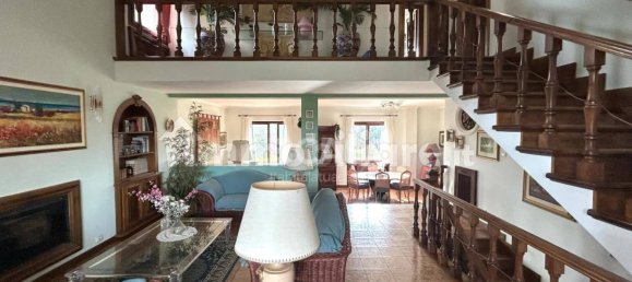 3 غرف نوم فيلا في Velletri, Italy رقم 10005 36