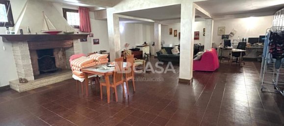 3 غرف نوم فيلا في Velletri, Italy رقم 10005 50