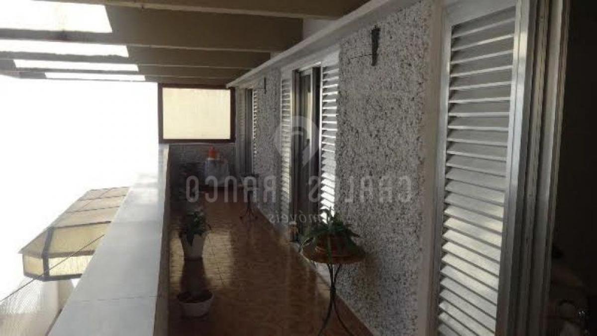 Casa de 3 dormitorios en Sao Paulo, Brazil No. 593631