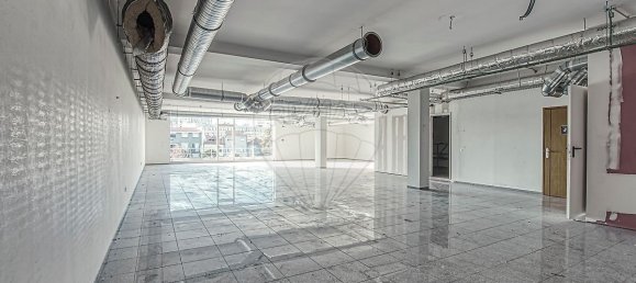 Gewerbliche Immobilie in Porto, Portugal 699m², Nr. 195049 11