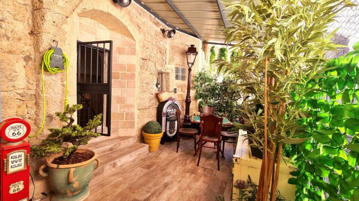 3 bedrooms House in Pezenas, France No. 17000